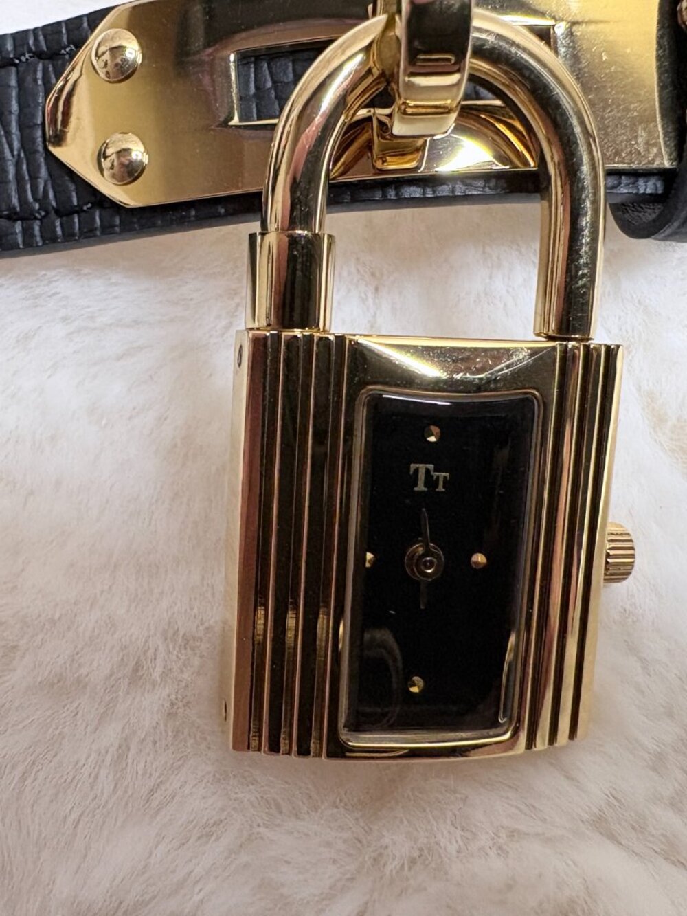 Luxury Kelly Style Padlock Wristwatch Bracelet in Gold Tone